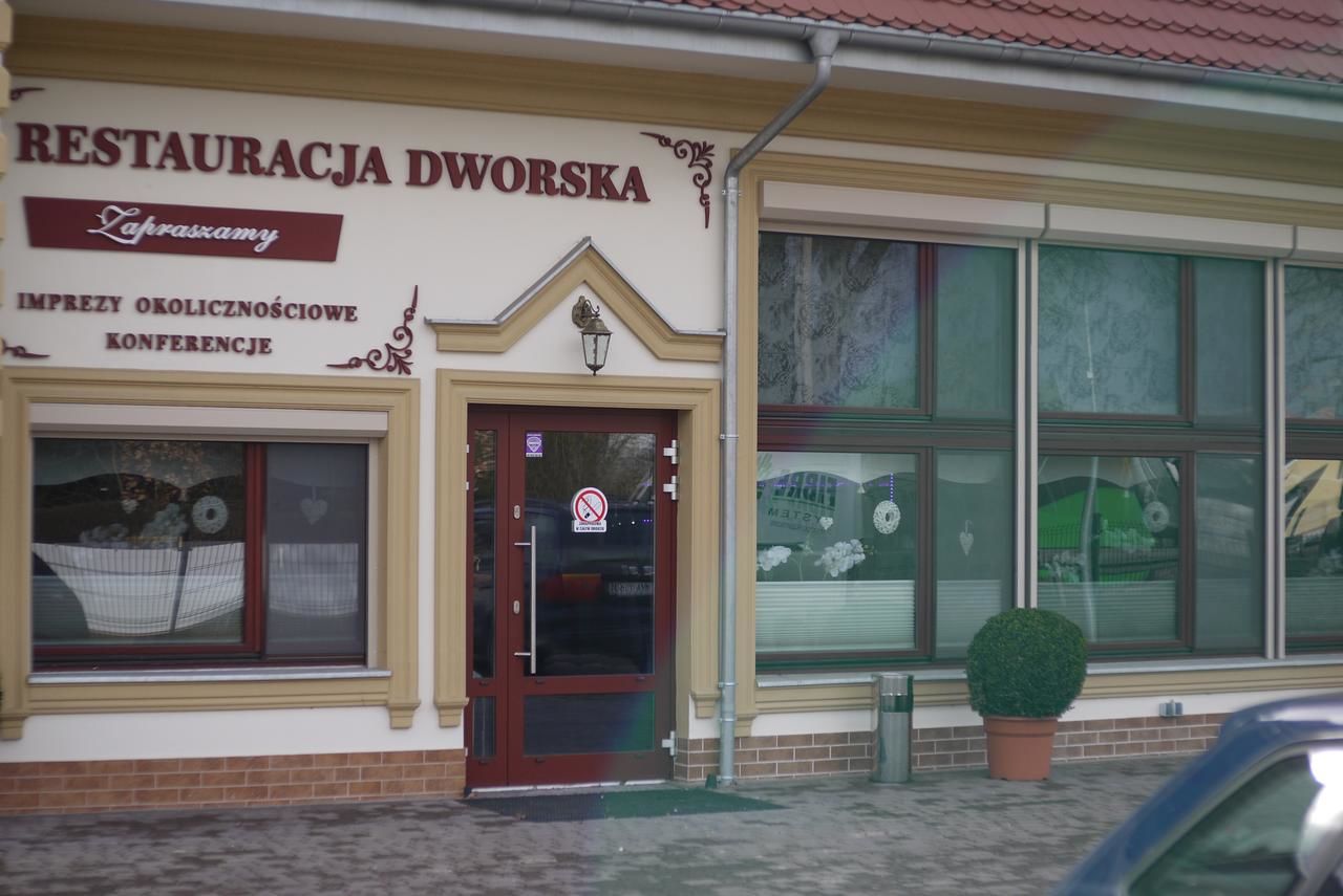 Отели типа «постель и завтрак» Dworek w Płoni Плоня-5